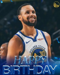 38岁了！祝NBA历史最伟大的射手库里生日快乐！