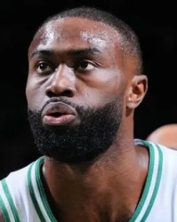 爱游戏体育官方入口-ESPN记者：若凯尔特人未完成扬尼斯交易，布朗可能申请交易